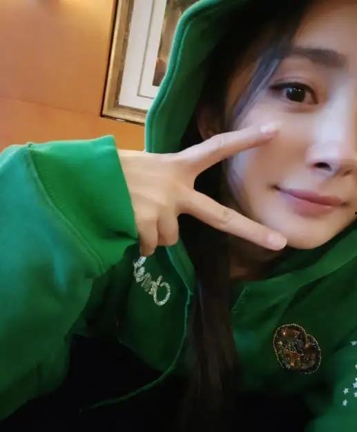 娱乐圈内部人员爆料杨幂,娱乐圈再掀波澜 第3张 娱乐圈内部人员爆料杨幂,娱乐圈再掀波澜 第3张